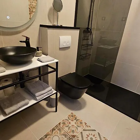 With Pool Casa Bianca Matohanci