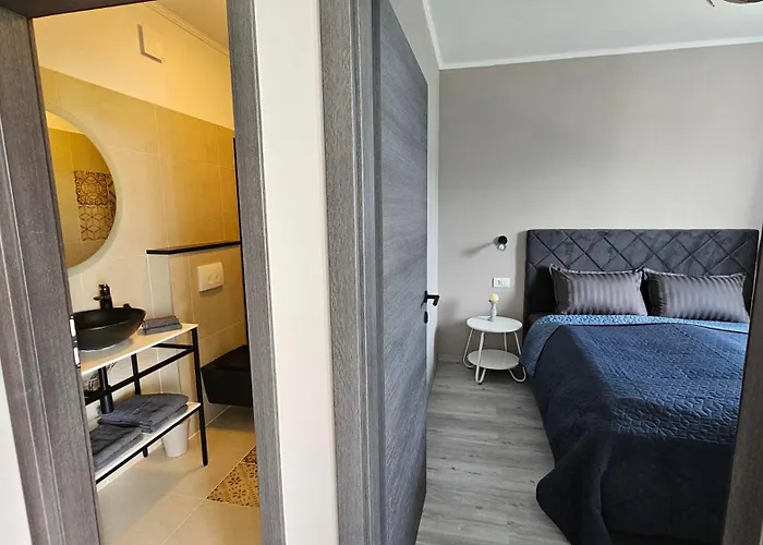 With Pool Casa Bianca Matohanci