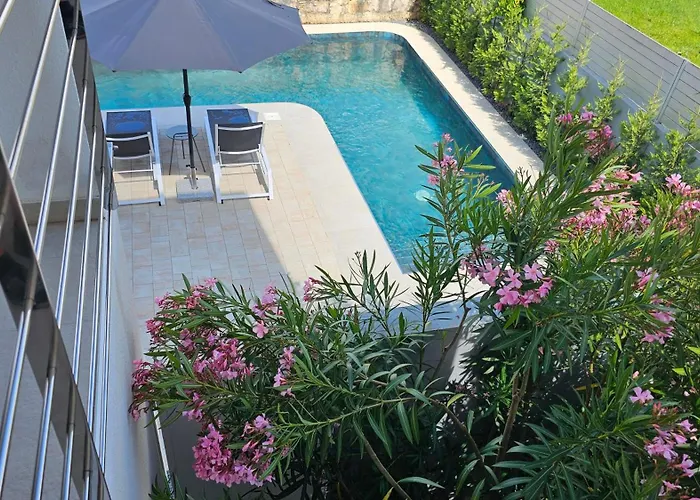 With Pool Casa Bianca Apartman